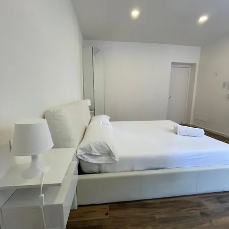 Luxury 3 Al Duomo Di Appartement